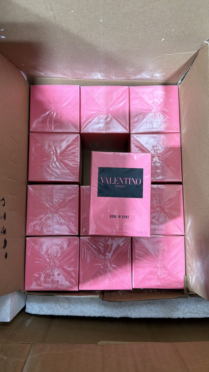 Valentino Born in Roma DONNA - 3.4 oz. EDP Spray for Women: Sealed, BIG SALE