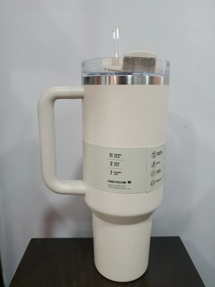 Stanley FlowState Quencher H2.0 Tumbler / 40oz / Color: Best Beige